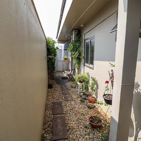 Suite Hospedagem Ohana Penha  Exterior foto